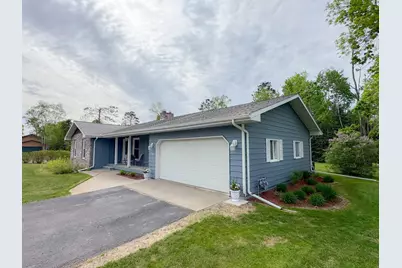 210 Kenwood Circle NE, Bemidji, MN 56601 - Photo 5
