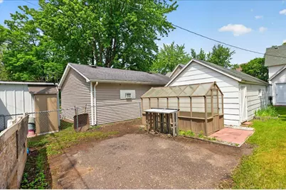6429 Maple Street, North Branch, MN 55056 - Photo 7
