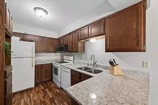 4664 Ridge Cliff Dr, Eagan, MN 55122 - Photo 19