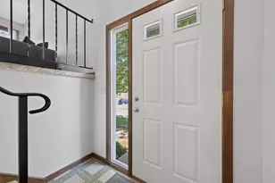 4664 Ridge Cliff Dr, Eagan, MN 55122 - Photo 13
