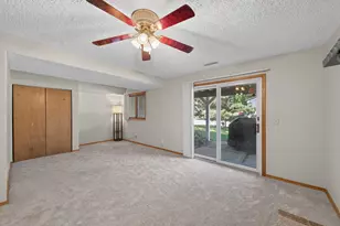 4664 Ridge Cliff Dr, Eagan, MN 55122 - Photo 27