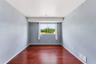 10400 Decatur Avenue S, Bloomington, MN 55438 - Photo 19