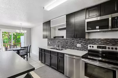 10400 Decatur Avenue S, Bloomington, MN 55438 - Photo 13