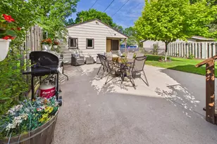 421 Raymond Ave NE, Saint Cloud, MN 56304 - Photo 5