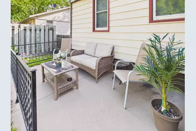 421 Raymond Avenue NE, Saint Cloud, MN 56304 - Photo 9