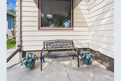 421 Raymond Avenue NE, Saint Cloud, MN 56304 - Photo 3