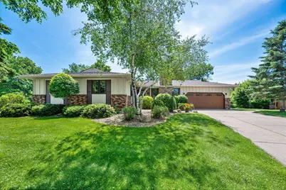 3653 Grenadier Trail N, Oakdale, MN 55128 - Photo 3
