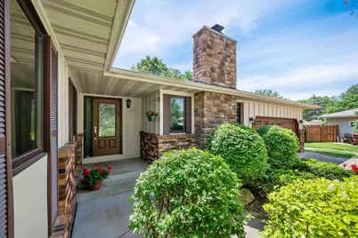 3653 Grenadier Trail N, Oakdale, MN 55128 - Photo 5