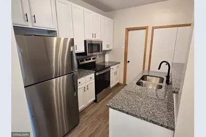 8300 Kimball Drive, Eden Prairie, MN 55347 - Photo 5