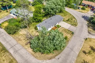 102 Robertson Dr NW, Bemidji, MN 56601 - Photo 37