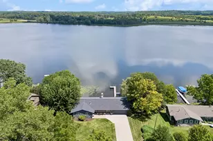 2500 Auburn Dr, Victoria, MN 55386 - Photo 3