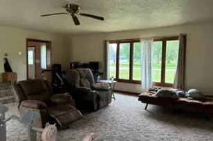 1121 W 6th St, Graceville, MN 56240 - Photo 5