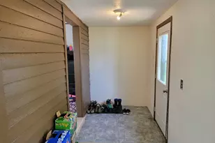 320 8th St SE, Staples, MN 56479 - Photo 3