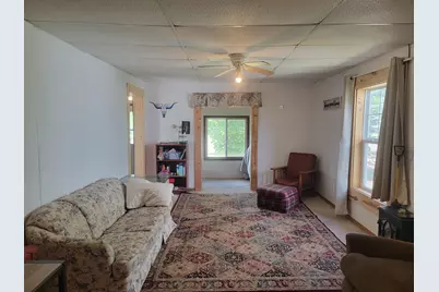 320 8th Street SE #B, Staples, MN 56479 - Photo 5