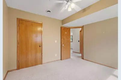 10283 Lee Drive, Eden Prairie, MN 55347 - Photo 27
