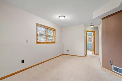 10283 Lee Drive, Eden Prairie, MN 55347 - Photo 23