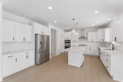 834 Londonderry Lane NW, Rochester, MN 55901 - Photo 5