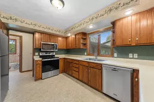 1139 10th St N, Saint James, MN 56081 - Photo 7