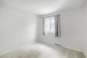 2342 Dorland Pl E, Maplewood, MN 55119 - Photo 15