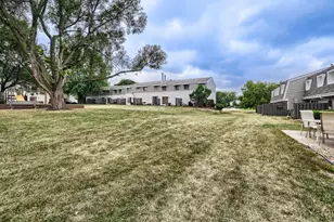 2342 Dorland Pl E, Maplewood, MN 55119 - Photo 21