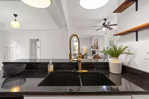 2401 Upton Ave N, Minneapolis, MN 55411 - Photo 25
