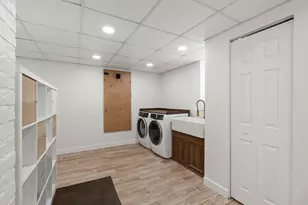 2401 Upton Ave N, Minneapolis, MN 55411 - Photo 51