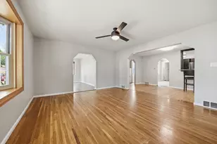 410 Superior St, Saint Paul, MN 55102 - Photo 3