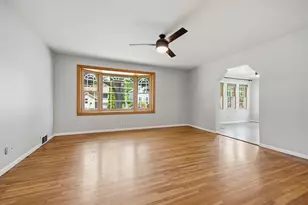410 Superior St, Saint Paul, MN 55102 - Photo 11