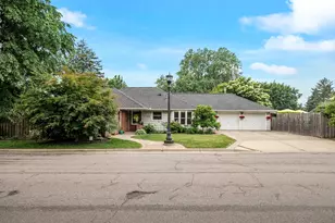 1703 Saunders Ave, Saint Paul, MN 55116 - Photo 1