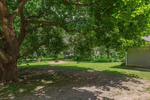 1401 Autumn Dr, Faribault, MN 55021 - Photo 9