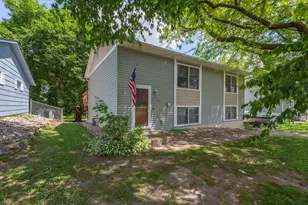 1401 Autumn Dr, Faribault, MN 55021 - Photo 1
