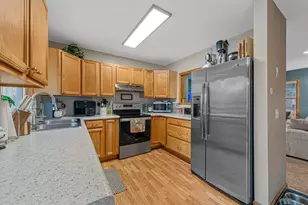 1401 Autumn Dr, Faribault, MN 55021 - Photo 19