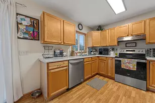 1401 Autumn Dr, Faribault, MN 55021 - Photo 17