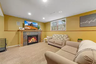 1401 Autumn Dr, Faribault, MN 55021 - Photo 31