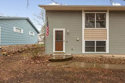 1401 Autumn Drive, Faribault, MN 55021 - Photo 5