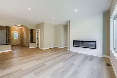 6363 Goodwin Lane, Wyoming, MN 55092 - Photo 5