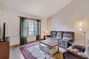 806 Boldt St, Chaska, MN 55318 - Photo 5