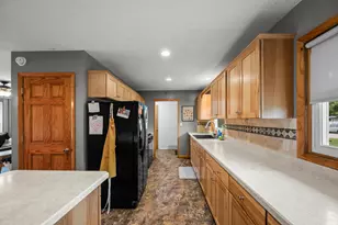 907 Fairfield Rd, New Richmond, WI 54017 - Photo 23