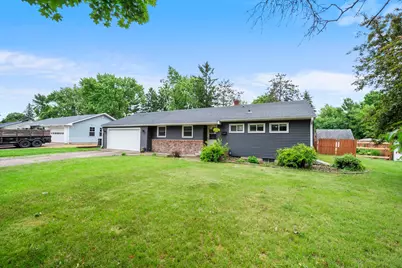 907 Fairfield Road, New Richmond, WI 54017 - Photo 3