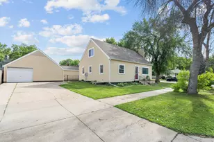 125 W Church St, Belle Plaine, MN 56011 - Photo 19