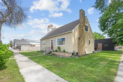 125 W Church Street, Belle Plaine, MN 56011 - Photo 17