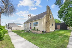 125 W Church St, Belle Plaine, MN 56011 - Photo 17