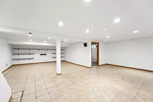 4219 2nd Ave S, Minneapolis, MN 55409 - Photo 43
