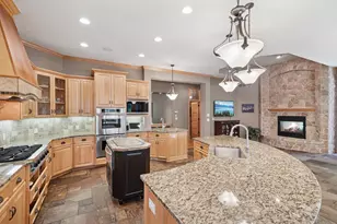 18844 Bearpath Trail, Eden Prairie, MN 55347 - Photo 23
