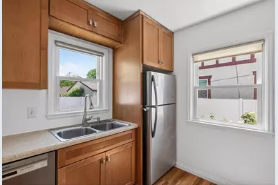 4706 Girard Avenue N, Minneapolis, MN 55430 - Photo 7