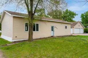 2930 3rd St N, Saint Cloud, MN 56303 - Photo 1