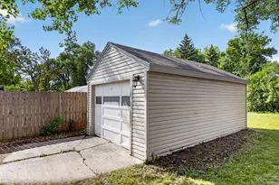 716 W 7th Ave, Fergus Falls, MN 56537 - Photo 7