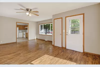 716 W 7th Avenue, Fergus Falls, MN 56537 - Photo 13