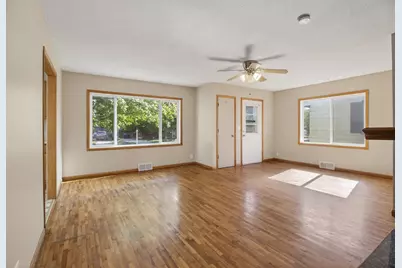 716 W 7th Avenue, Fergus Falls, MN 56537 - Photo 15