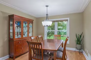 901 Southwind Dr, Burnsville, MN 55306 - Photo 9